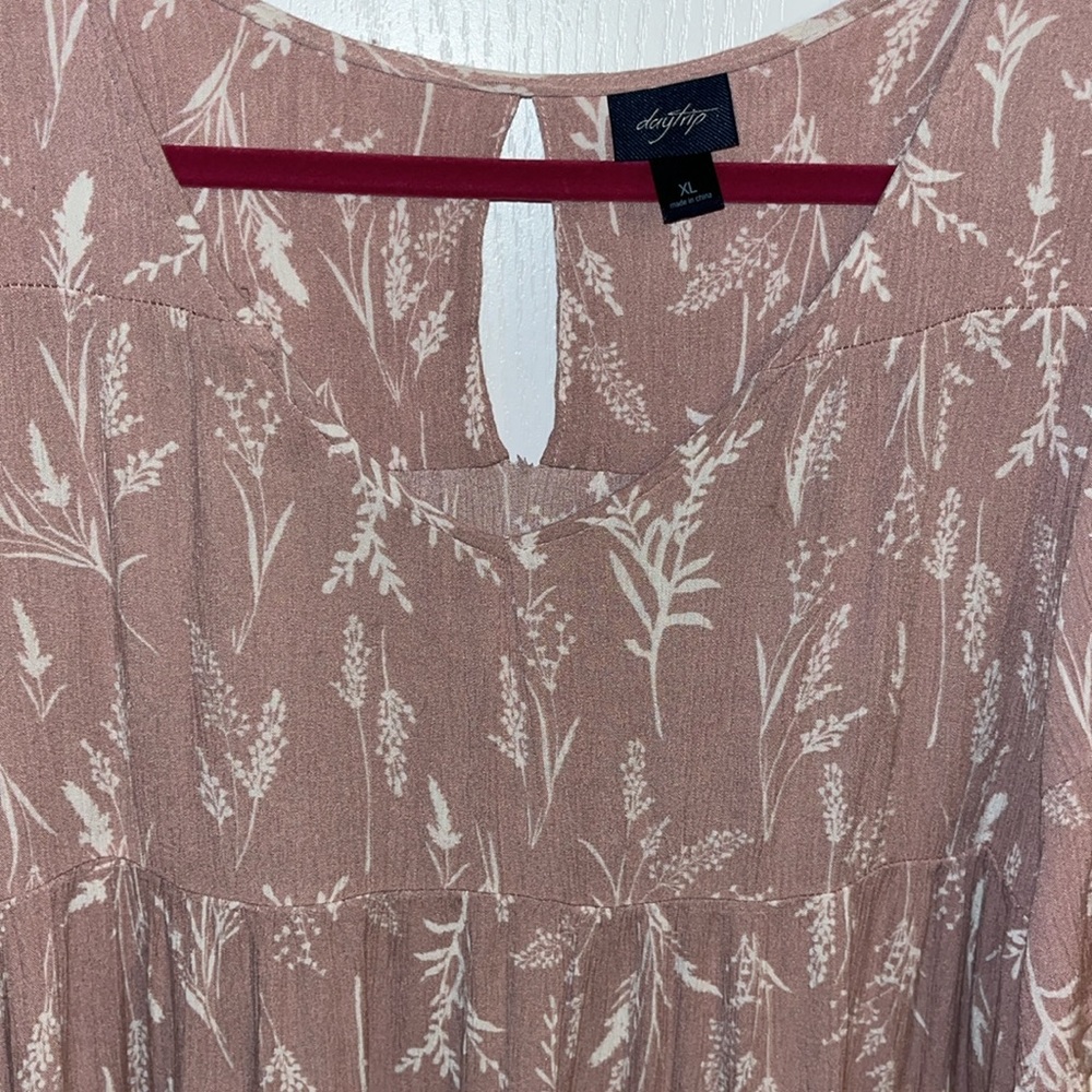 Floral Ruffle Tunic Top - Picture 2 of 3